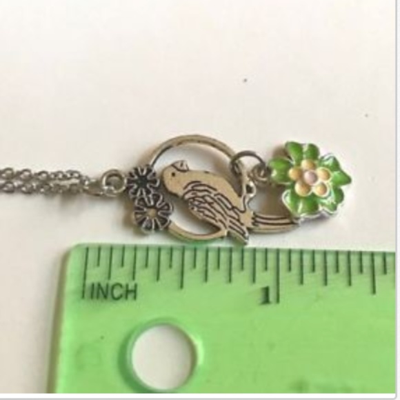 Vintage Parrot Necklace 20" Stainless Steel Chain Silver Tone Island Flowers - Picture 11 of 12